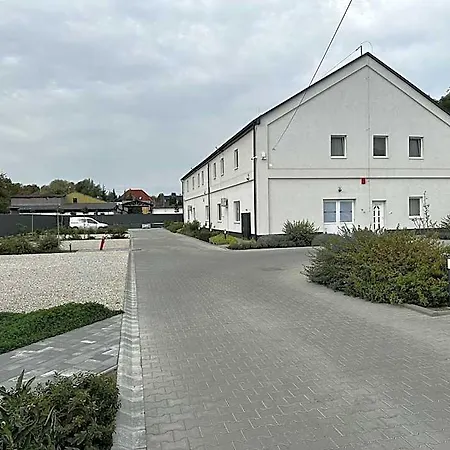 Kisgati Vendeghaz Hotel *